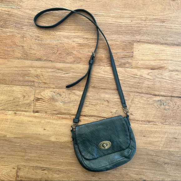 VINTAGE • ROOTS • Black Leather Crossbody Purse - Picture 2 of 8